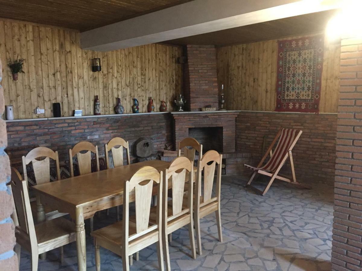 Guest House Loza Siğnaği Dış mekan fotoğraf