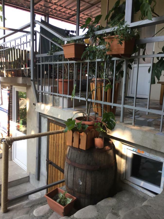 Guest House Loza Siğnaği Dış mekan fotoğraf